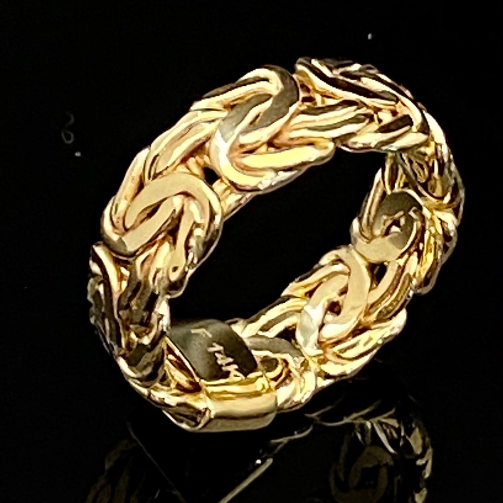 14kt Yellow Gold Byzantine Band Ring 7-10